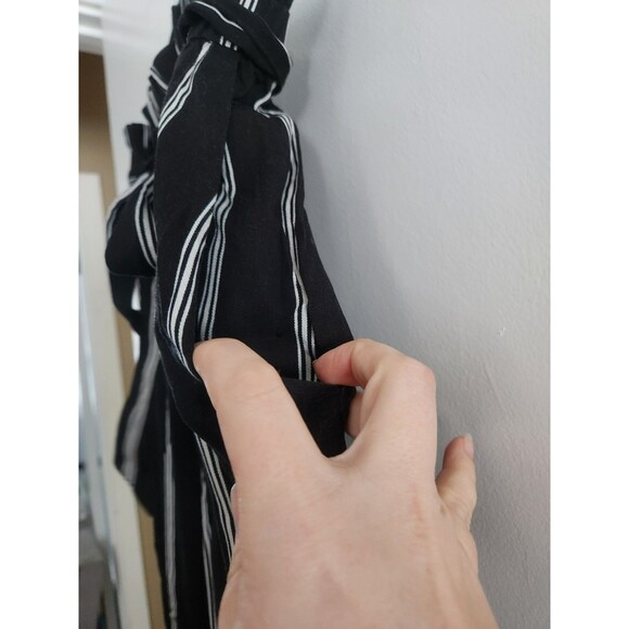 H&M Black Paper Bag Style Ankle Pants, Black Stripe w/Pockets Women's Sz 8 - Picture 2 of 6